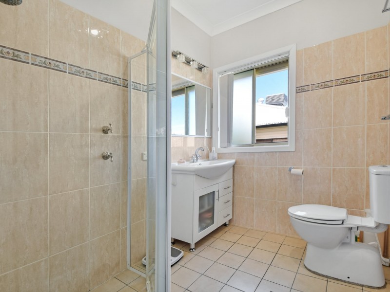 13 Taylor Road, Young NSW 2594