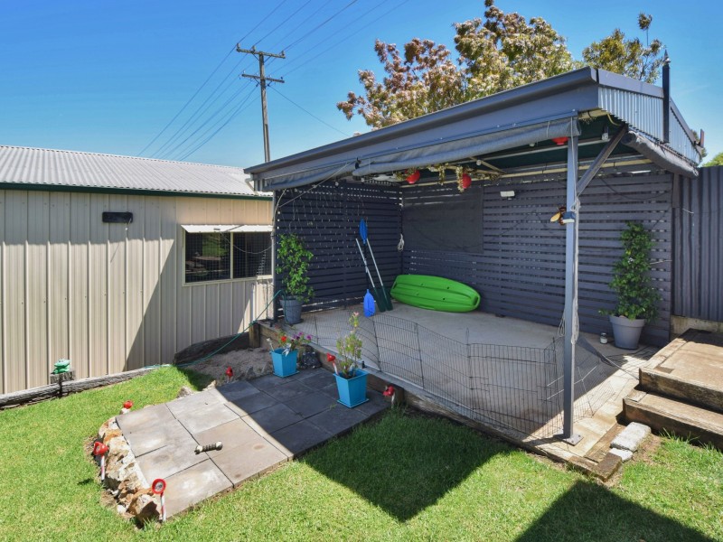 13 Taylor Road, Young NSW 2594
