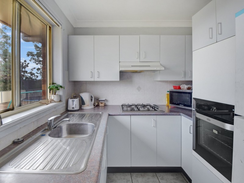 16 Tadros Avenue, Young NSW 2594