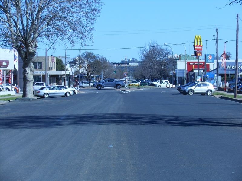 7 Boorowa Street, Young NSW 2594