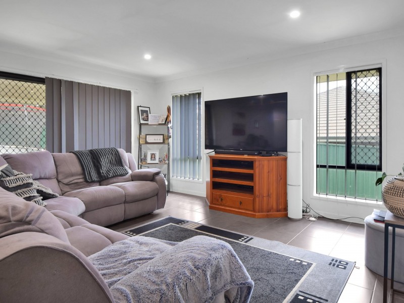 10 Molloy Place, Young NSW 2594