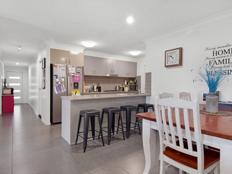 10 Molloy Place, Young NSW 2594