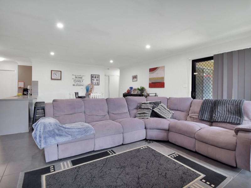 10 Molloy Place, Young NSW 2594