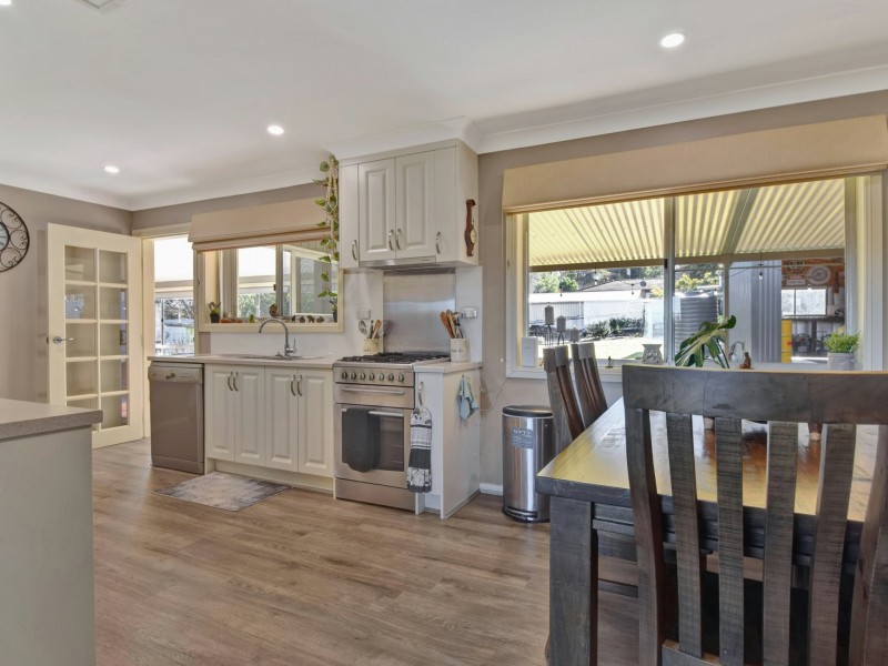 147 Edwards Street, Young NSW 2594