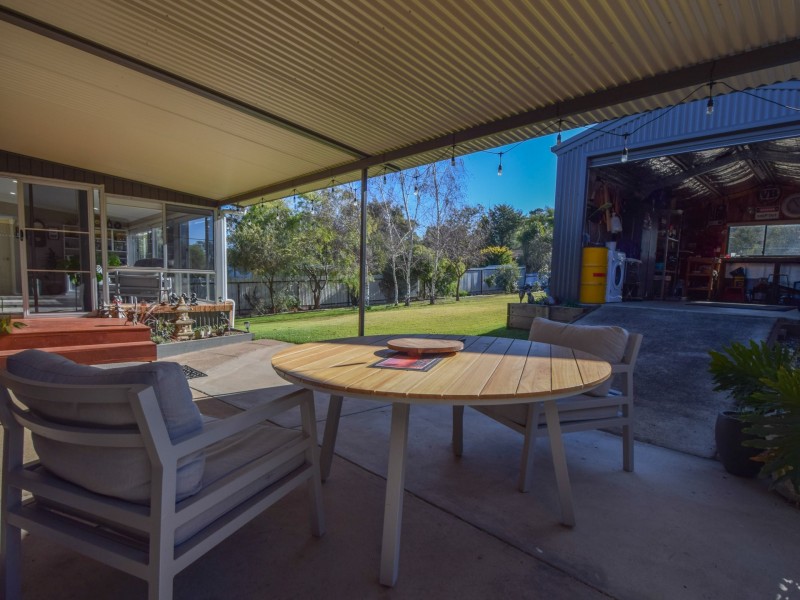 147 Edwards Street, Young NSW 2594