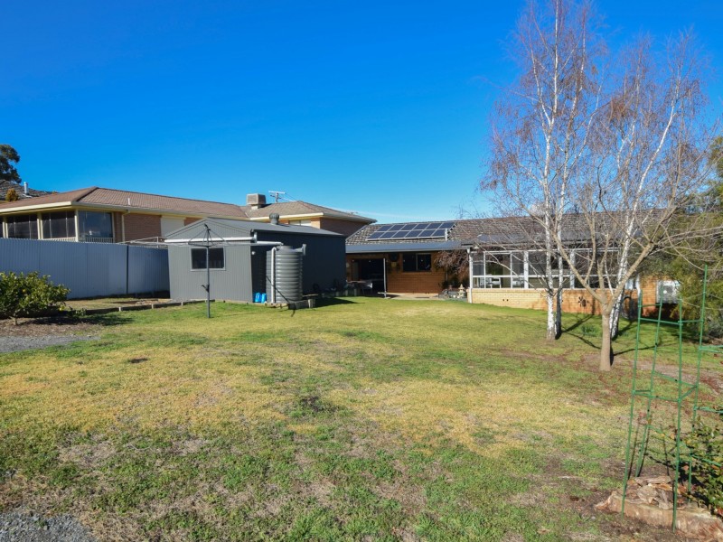 147 Edwards Street, Young NSW 2594