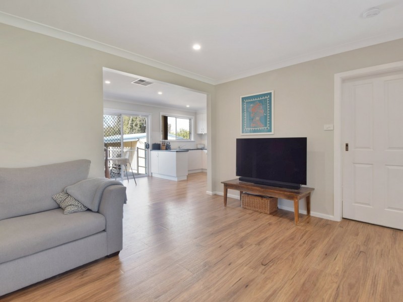 41 Fontenoy Street, Young NSW 2594