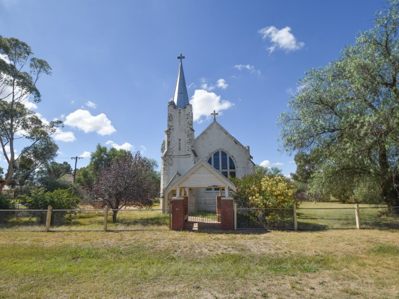 3 Main Road, Greenethorpe NSW 2809