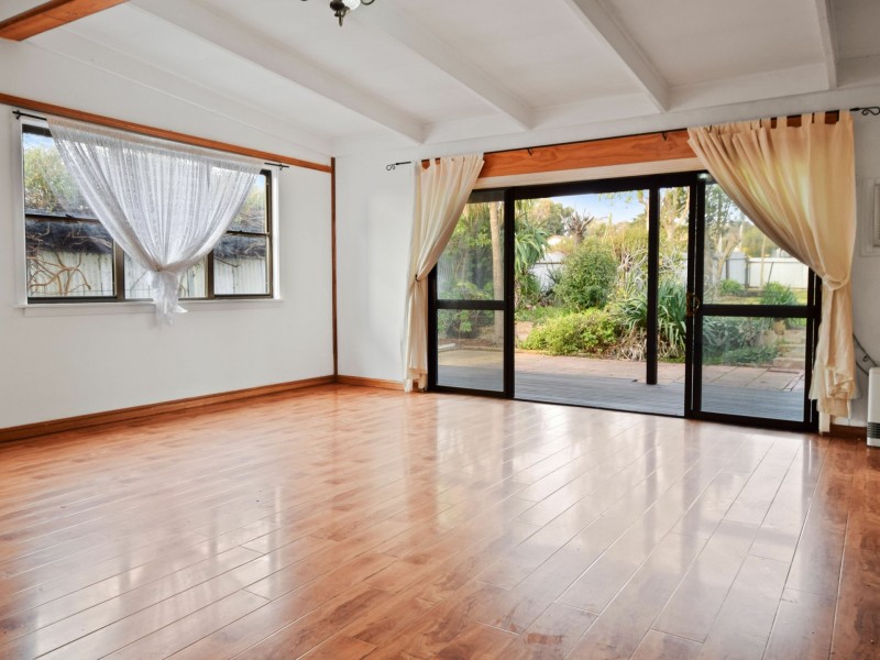 40 McLerie Street, Young NSW 2594