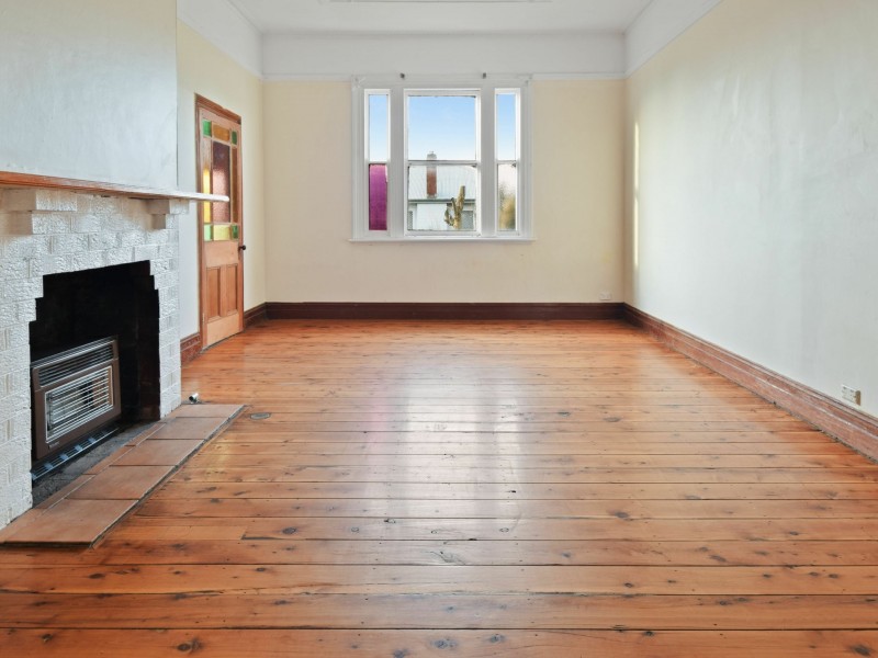 40 McLerie Street, Young NSW 2594