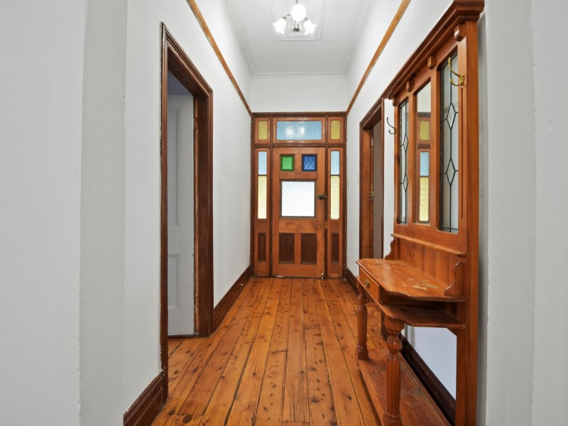 40 McLerie Street, Young NSW 2594