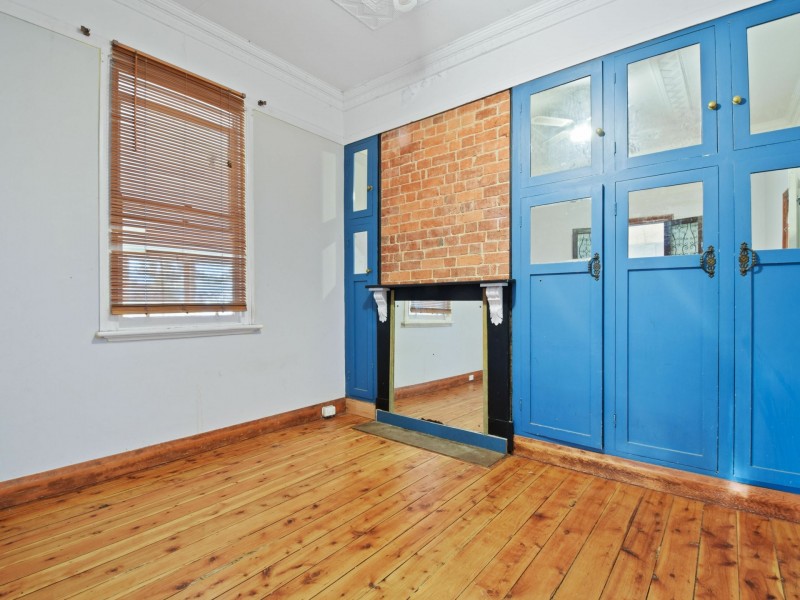 40 McLerie Street, Young NSW 2594