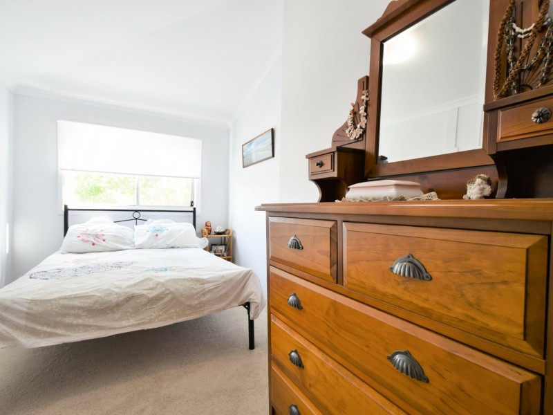 69 Brock Street, Young NSW 2594