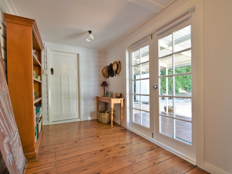 69 Brock Street, Young NSW 2594