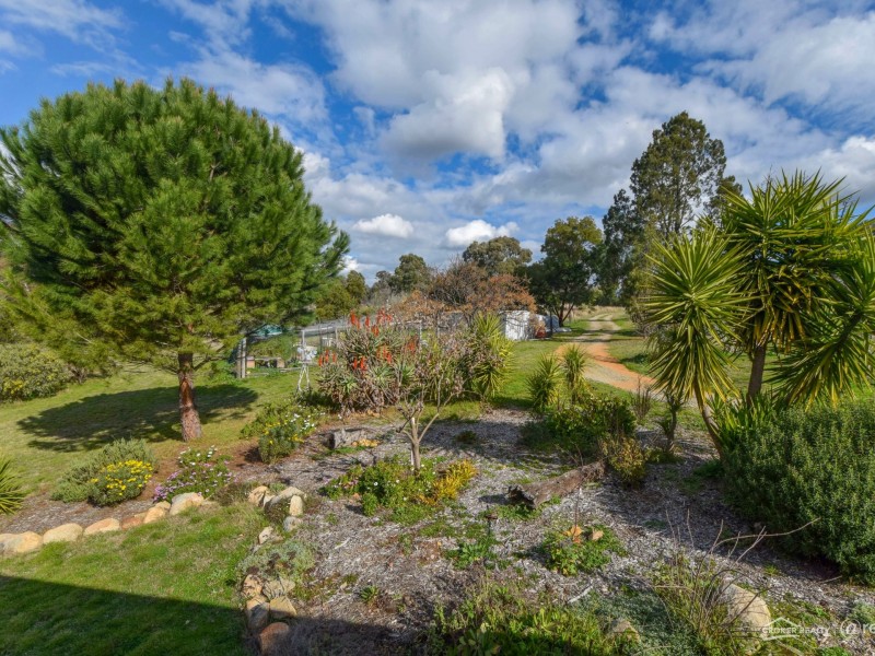 529 Karoopa Lane, Crowther NSW 2803