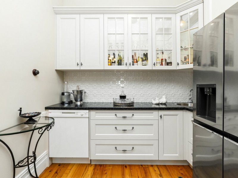 64 Allanan Street, Young NSW 2594