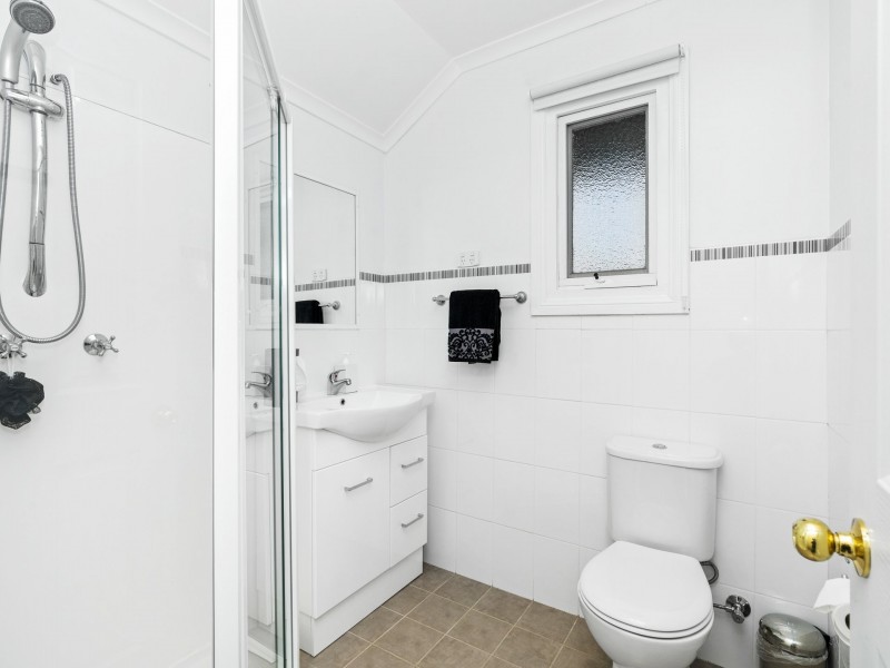 64 Allanan Street, Young NSW 2594