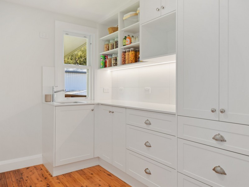 2 Zouch Street, Young NSW 2594