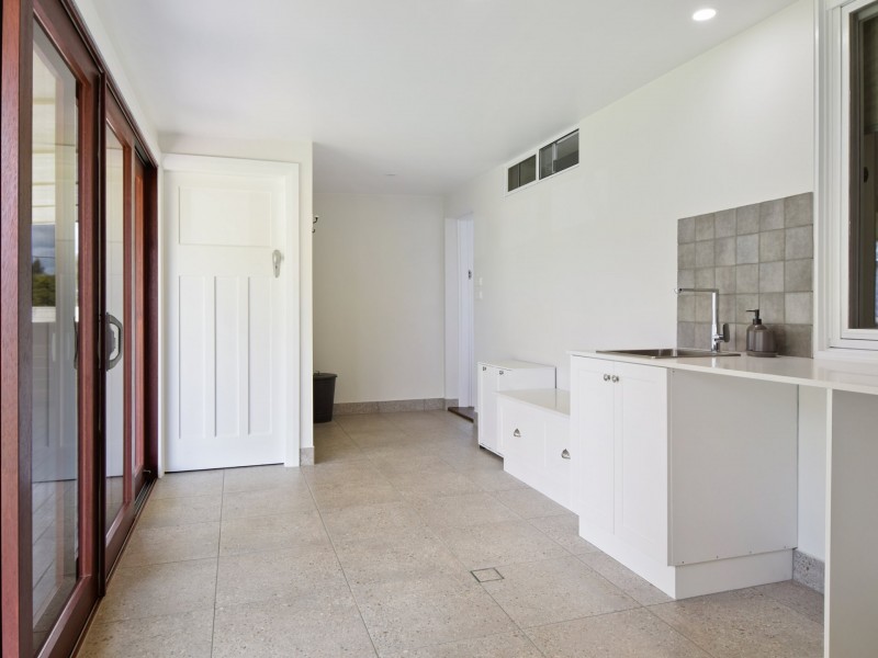 2 Zouch Street, Young NSW 2594