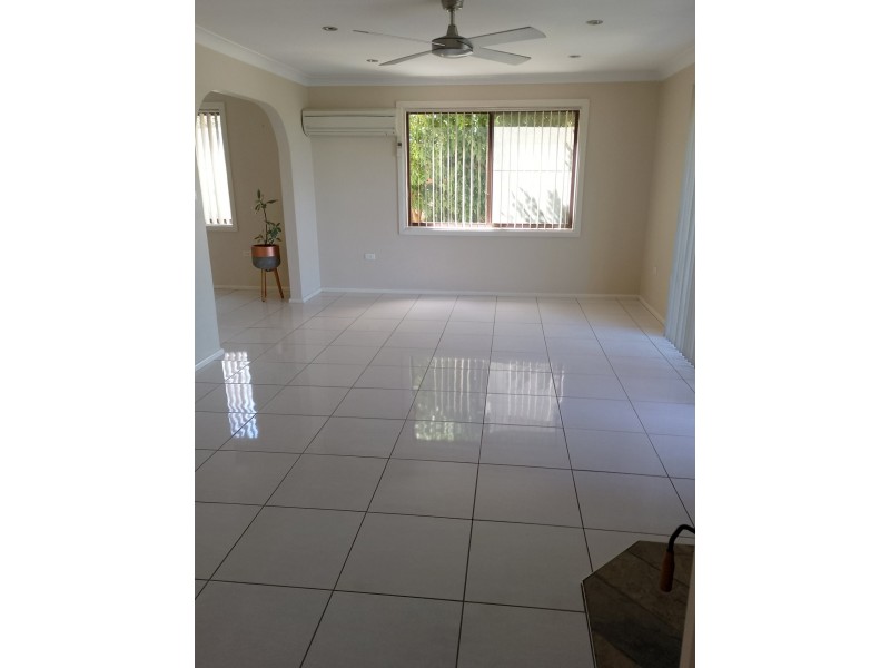 5 Cherry Court, Young NSW 2594