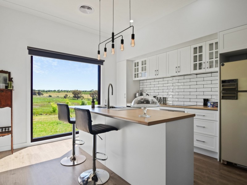 415 Maimuru SS Road Maimuru, Young NSW 2594