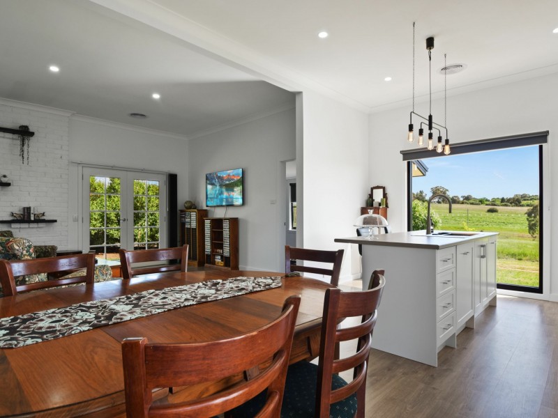 415 Maimuru SS Road Maimuru, Young NSW 2594