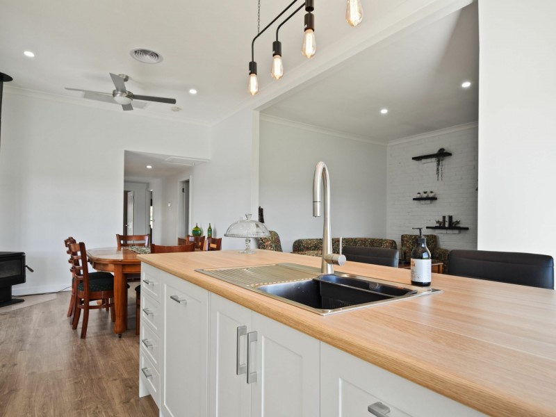 415 Maimuru SS Road Maimuru, Young NSW 2594