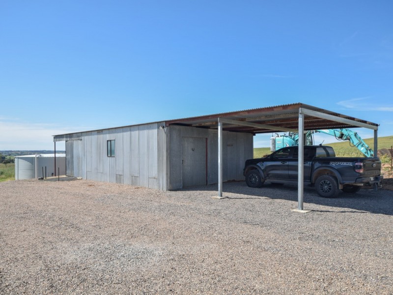 415 Maimuru SS Road Maimuru, Young NSW 2594