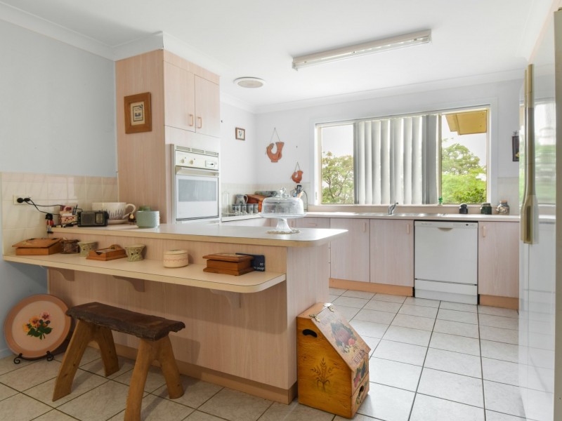 86 Willawong Street, Young NSW 2594