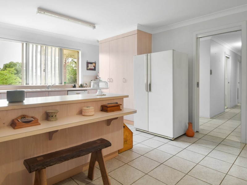 86 Willawong Street, Young NSW 2594