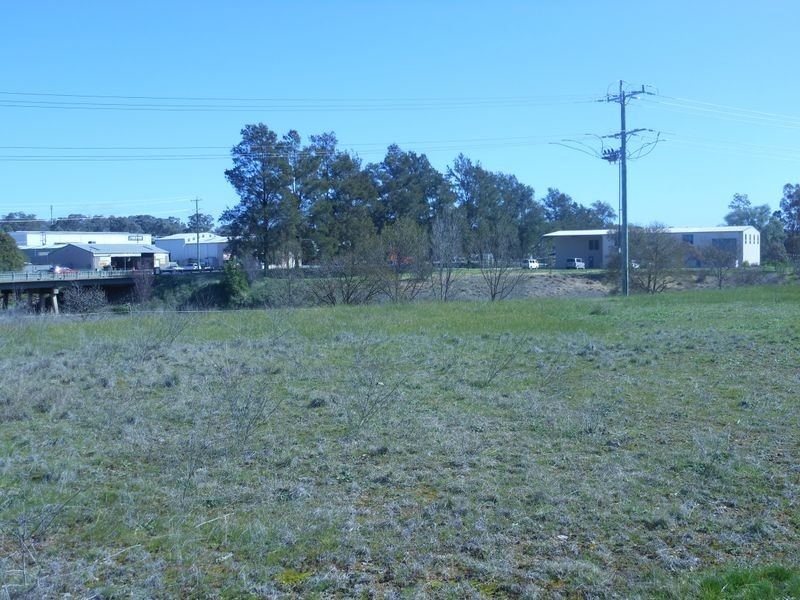 2 Rockdale Rd, Young NSW 2594