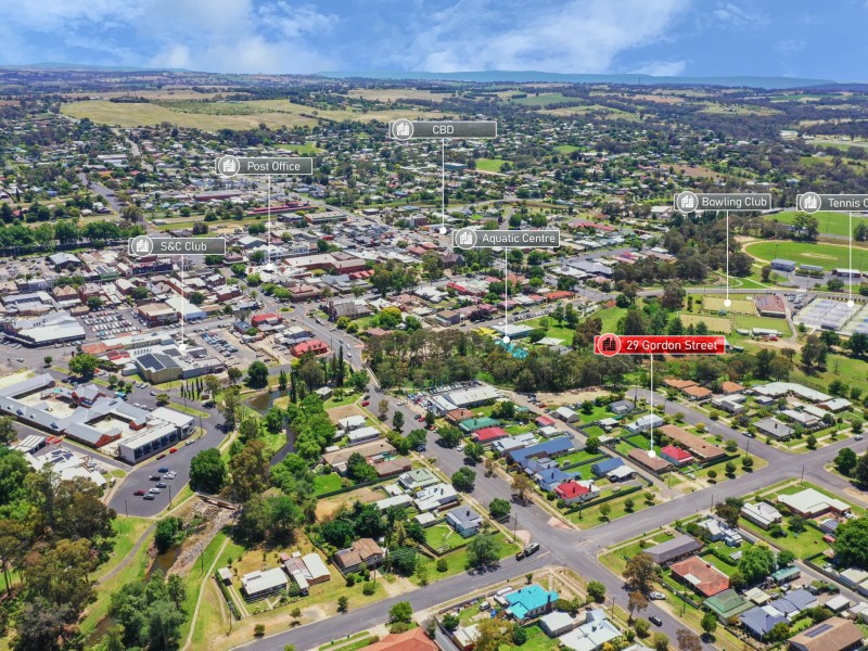 29 Gordon Street, Young NSW 2594