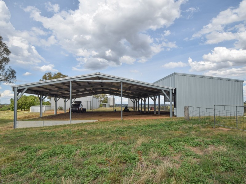 373 Milvale Road, Young NSW 2594