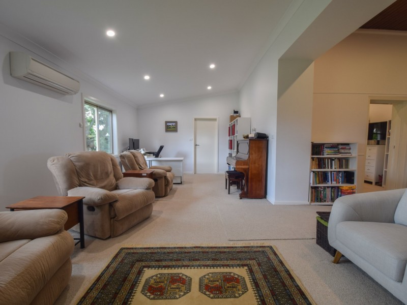 373 Milvale Road, Young NSW 2594