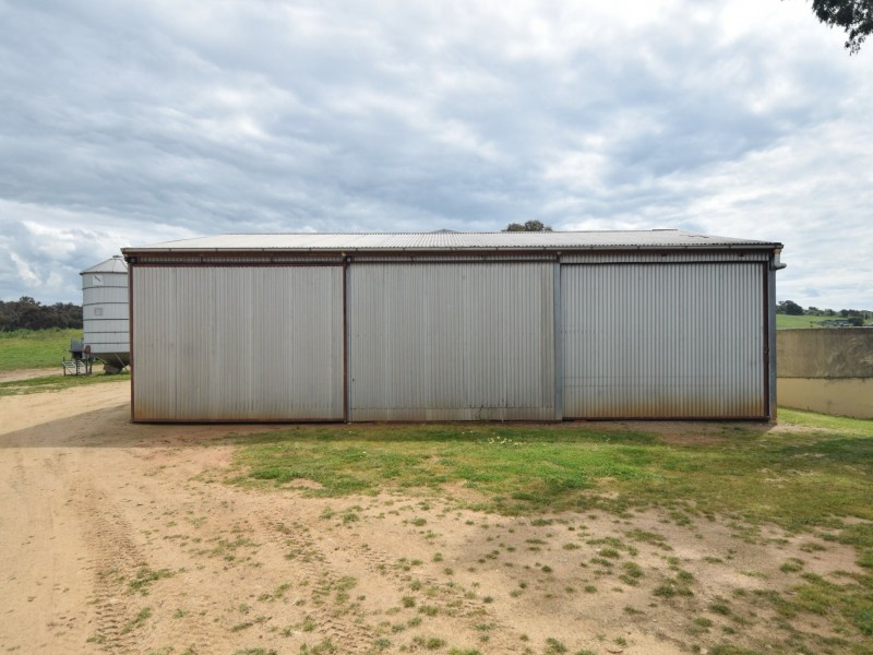 373 Milvale Road, Young NSW 2594