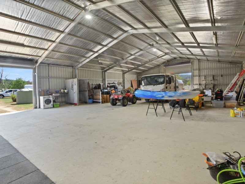 92 Wambanumba Drive, Young NSW 2594