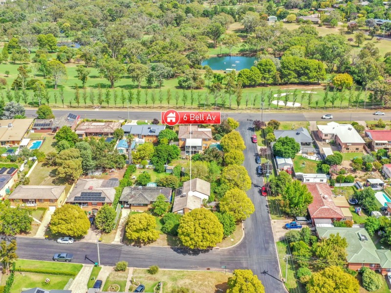 6 Bell Avenue, Young NSW 2594
