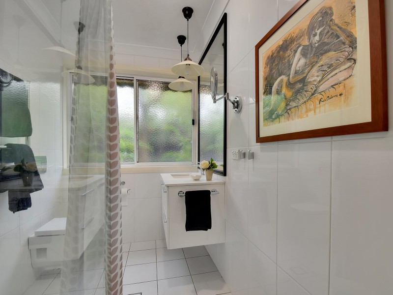 6 Bell Avenue, Young NSW 2594