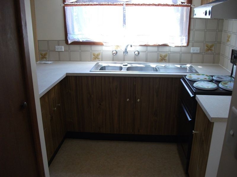 2/61 Wombat Street, Young NSW 2594