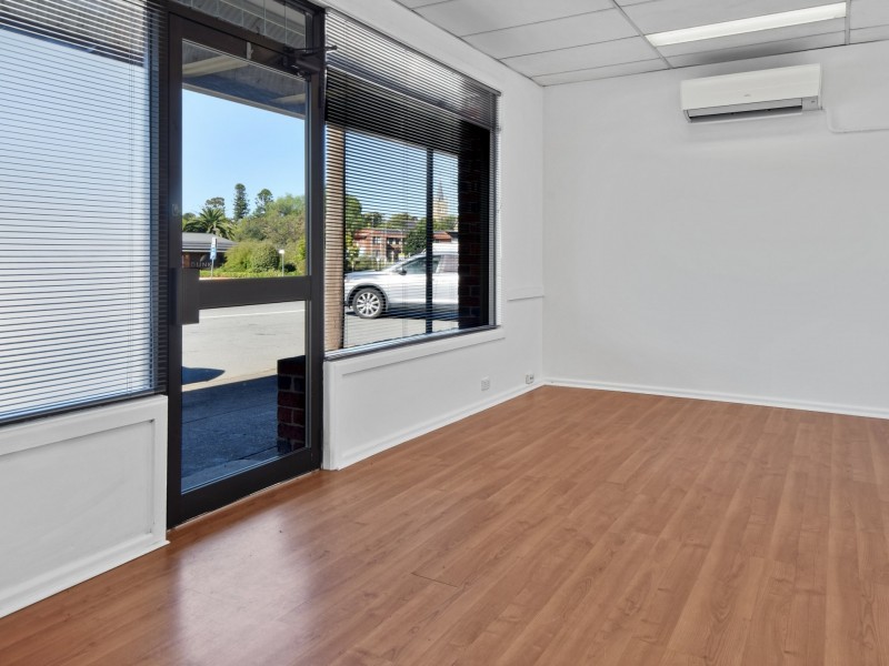 3/79 Main Street, Young NSW 2594