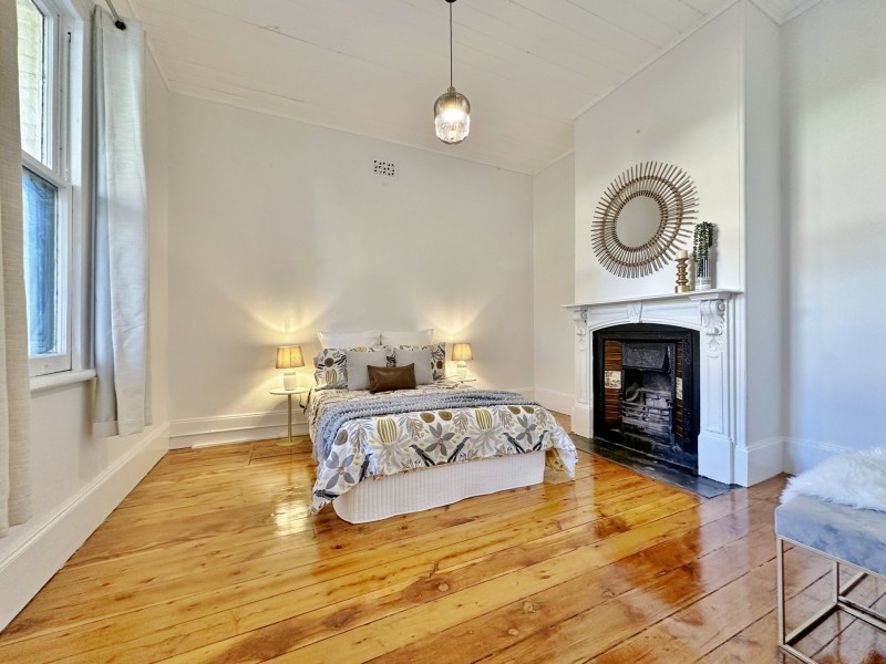 17 Main Street, Young NSW 2594