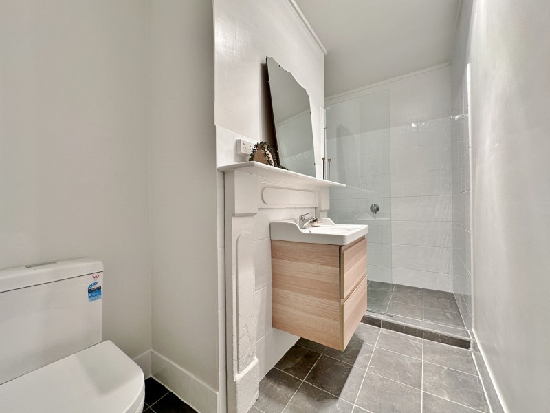 17 Main Street, Young NSW 2594