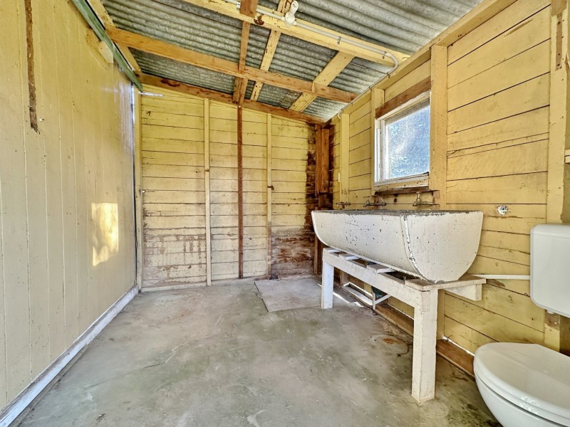 17 Main Street, Young NSW 2594