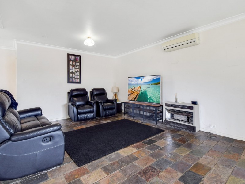 33 Cowper Street, Young NSW 2594