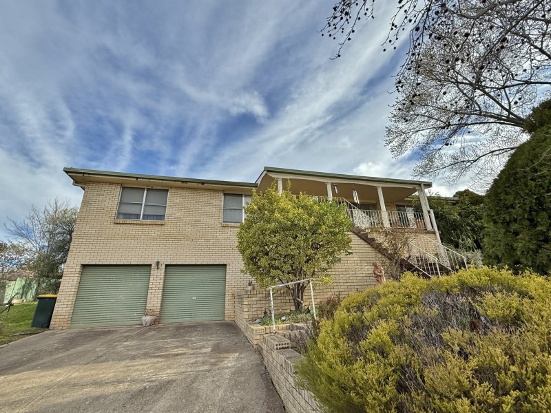 12 Lawrence Street, Cootamundra NSW 2590
