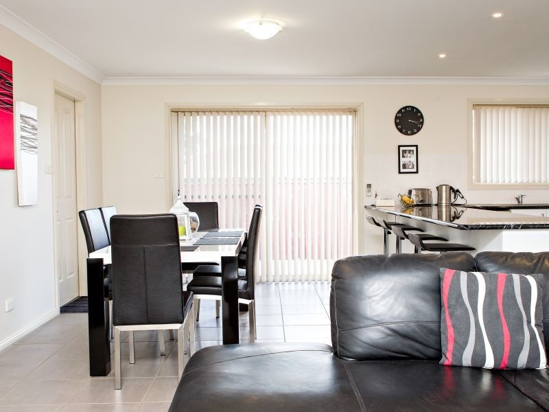 2/37 Spring Street, Young NSW 2594