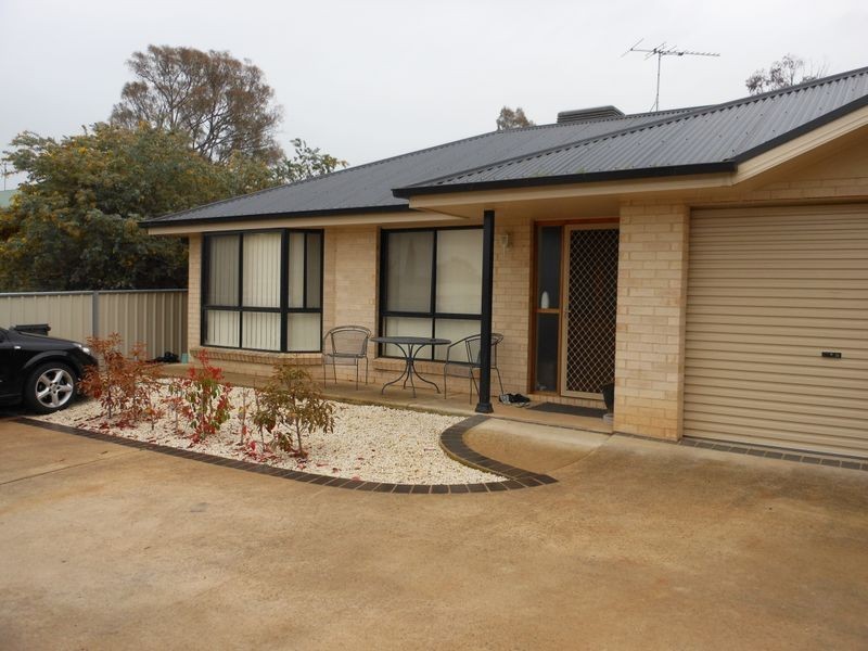 131 Williams Street, Young NSW 2594