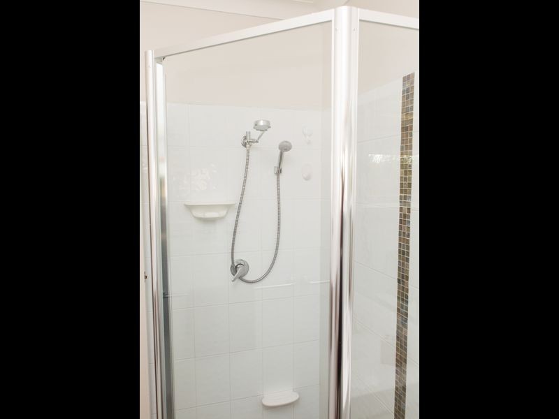 16 Toompang Street, Young NSW 2594