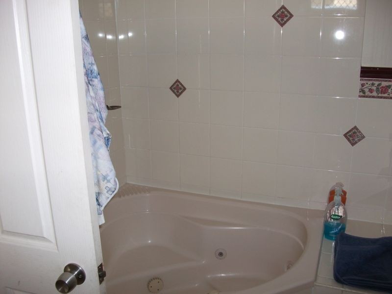 6 Elizabeth Street, Young NSW 2594