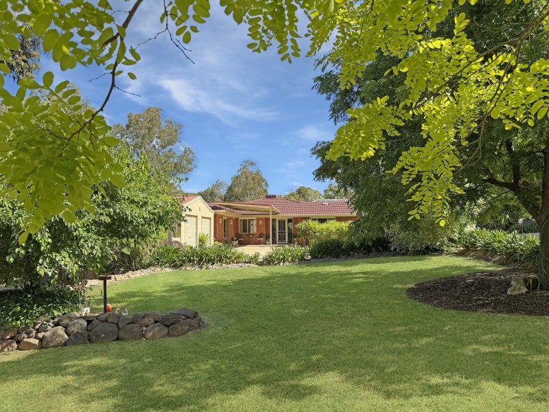 50-52 Petticoat Lane, Young NSW 2594